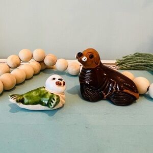 VINTAGE HANDMADE Mini  SEA LION & PUP Collectibles Pottery Sea Life Critters